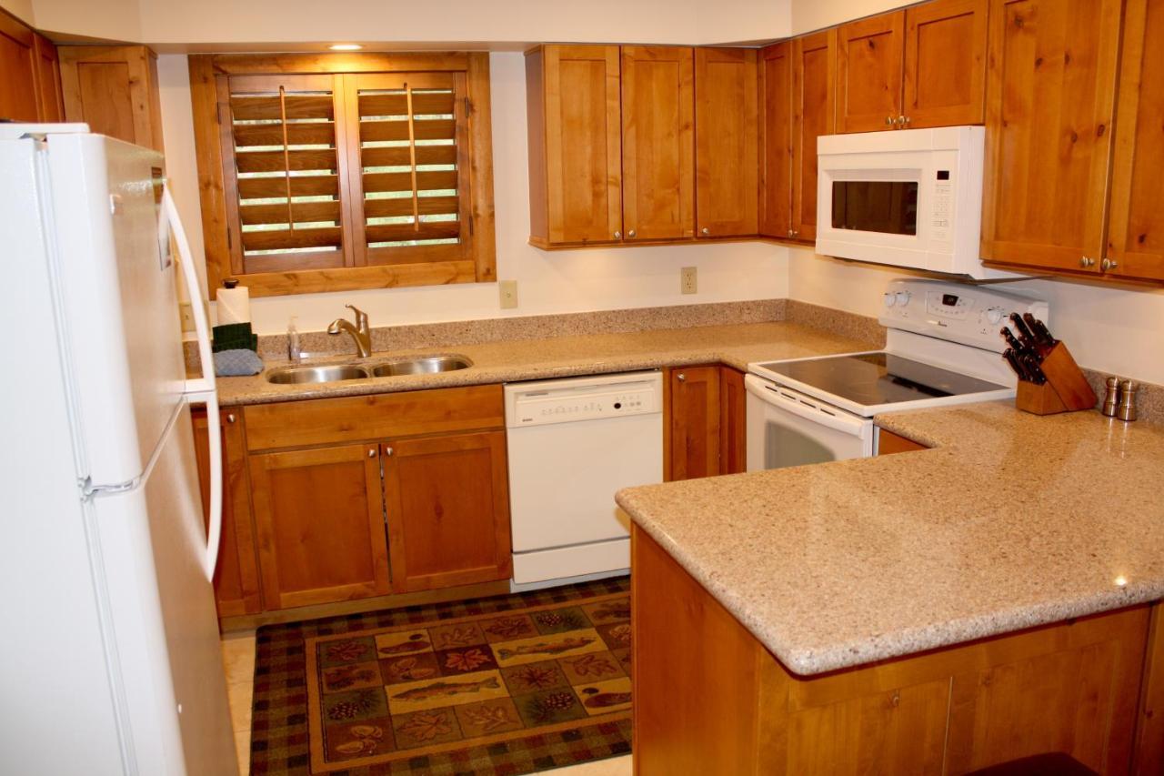 Woods Manor #302-A - Close To Main Street - Access To Indoor Hot Tub And Shuttle Breckenridge Extérieur photo