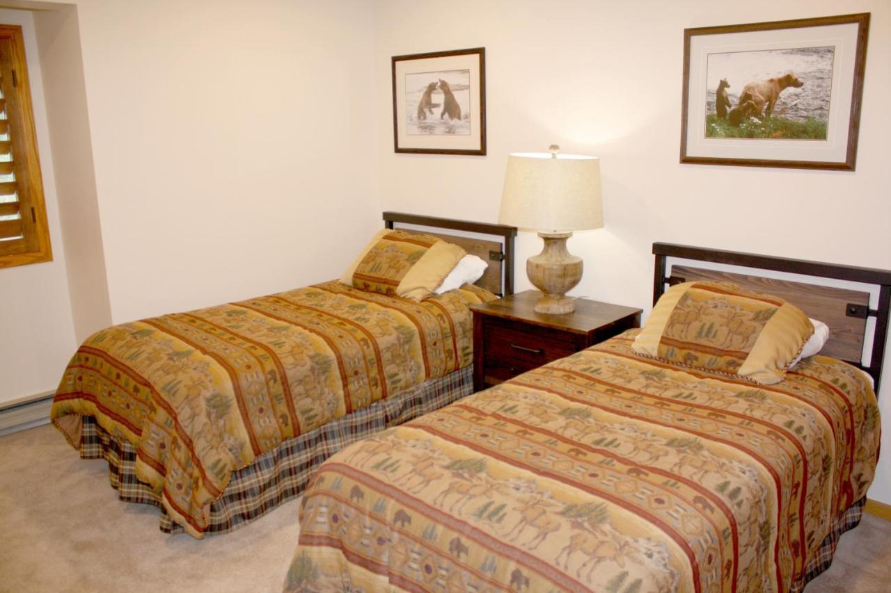 Woods Manor #302-A - Close To Main Street - Access To Indoor Hot Tub And Shuttle Breckenridge Extérieur photo